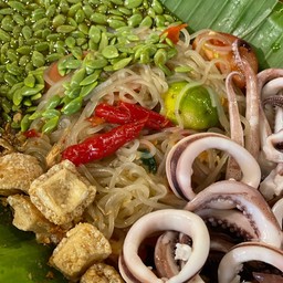 ตำเส้นเล็กปลาหมึก