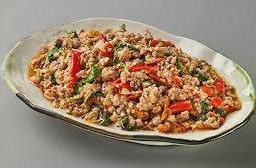 กระเพราไก่ (เฉพาะกับข้าวอย่างเดียว)