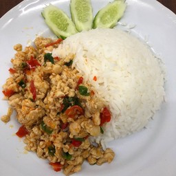 ข้าวกะเพราไก่