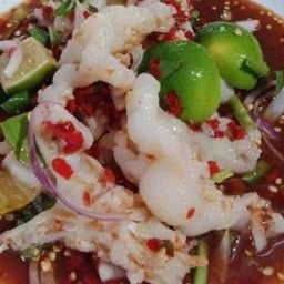 ยำเล็บมือนาง