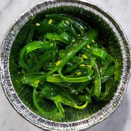 ( 1 ถ้วยเล็ก ) - ยำสาหร่ายเย็น - พรีเมี่ยม ญี่ปุ่นแท้ๆ เมนูแนะนำ! ( ขายดีมาก )