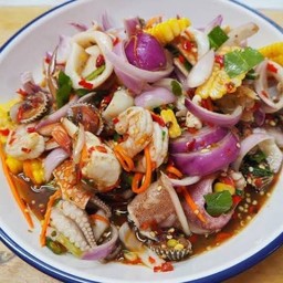 ยำทะเลรวม