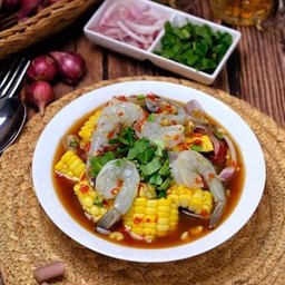 ยำกุ้งสดแซ่บ