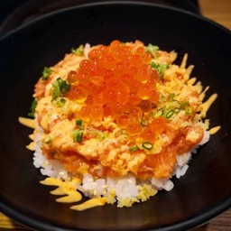 Spicy Salmon Donburi/ข้าวหน้าสไปร์ซี่แซลมอน