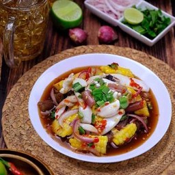 ยำหมึกมันแซ่บ