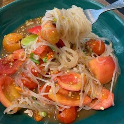 ตำเส้นเล็กปลาร้าหอยดอง