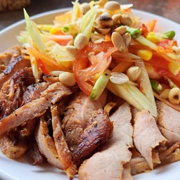 ตำคอหมูย่าง