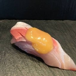 Hamachi Saigyu Sushi/ฮามาจิไซเคียว ซูชิ