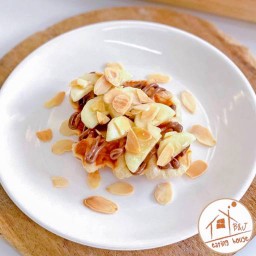 ครอฟเฟิล นูเทลลา กล้วย อัลมอนด์