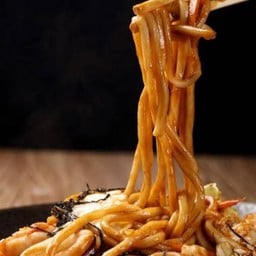 ยากิโซบะหมู /Yaki soba Kurobuta