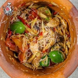 ตำหมี่ขาวปลาร้า หมูยอ