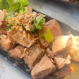 หมูตุ๋นลวกจิ้ม