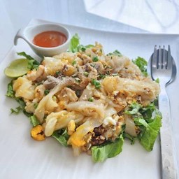 ก๋วยเตี๋ยวคั่วไก่