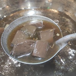 เลือดตุ๋นในน้ำซุป
