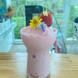 สตรอเบอรี่ (ปั่น)