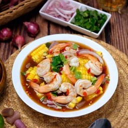 ยำกุ้งสุกแซ่บ