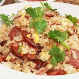 ข้าวผัดกุนเชียง