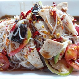 ตำซั่วใส่หมูยอ