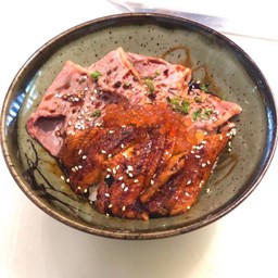 Wagyu Unagi Donburi/ข้าวหน้าเนื้อวากิวปลาไหลย่าง