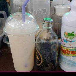 โยเกิร์ตโซดาเย็น