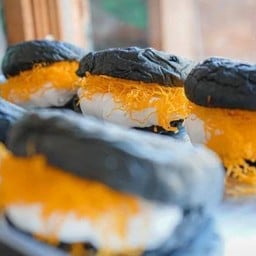 ทองยิ้ม