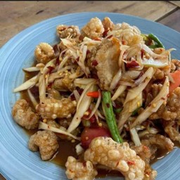 ตำแคปหมู