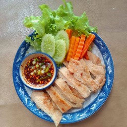 หมูจิ้มแจ่วเจ Vegan