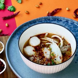 ก๋วยเตี๋ยวต้มยำตำลึง(เส้นปลา)