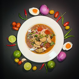 ยำหมูยอ