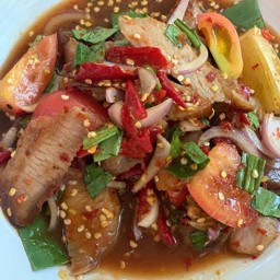 เหลาคอหมูย่าง