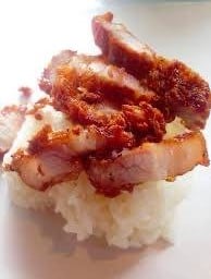 ข้าวเหนียวหมูสามชั้น