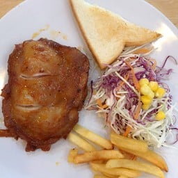 ไก่ย่างบ้านสเต็ก