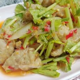 ยำหมูเด้งวุ้นเส้น