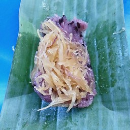 ข้าวเหนียวดำหน้ากะฉีก (มะพร้าว)