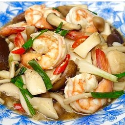 ผัดเห็ดรวมกุ้ง