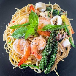 สปาร์เก็ตตี้ผัดขี้เมาทะเล