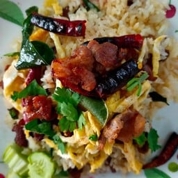 ข้าวกระเพาเนื้อ