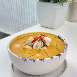 แกงคั่วปูกะลาอ่อนพร้าว Crab Curry With Young Coconut