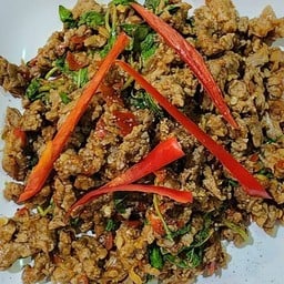 ผัดกระเพา เป็นกับ