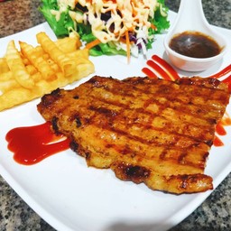 สเต็กเนื้อ  ขายดีนะจ๊ะ