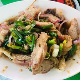 น้ำตกหมู