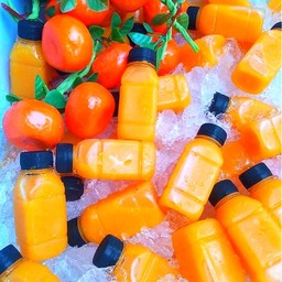 โปรโมชั่น!!! น้ำส้มคั้นสด 10 ขวด แถม 2 ขวด (ขนาด 120 ml)