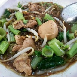 เกาเหลาน้ำตกหมู