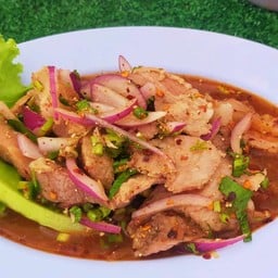 น้ำตกคอหมูย่าง