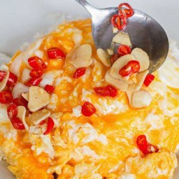 ข้าวไข่ขยี้