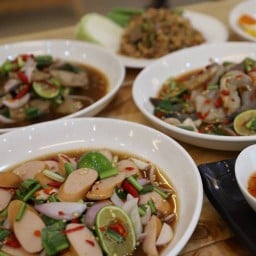 ส้มตำ@หอชาย เทคโนบางมด