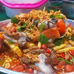 ยำยกร้าน