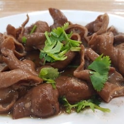 ไส้หมูพะโล้