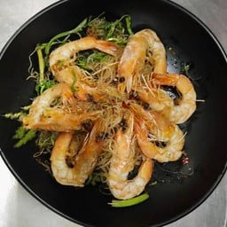 หมี่ผัดกระเฉดกุ้ง
