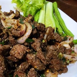 ก้อยเนื้อคั่ว